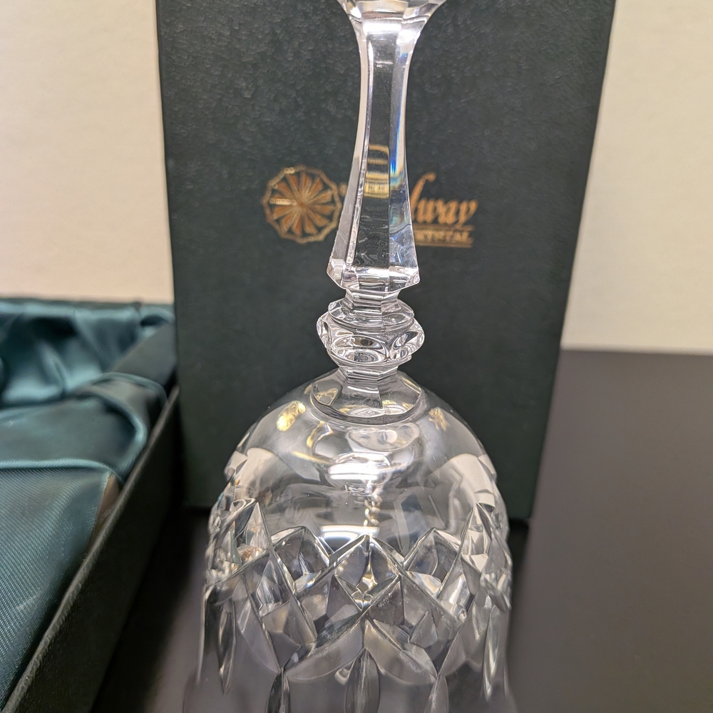 Galway Crystal Bell with Original Box - Picture 3 of 8